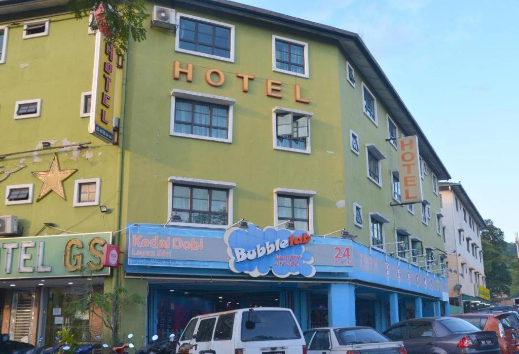 Oyo 89874 Gs Golden Star Hotel 세리 켐방안 외부 사진