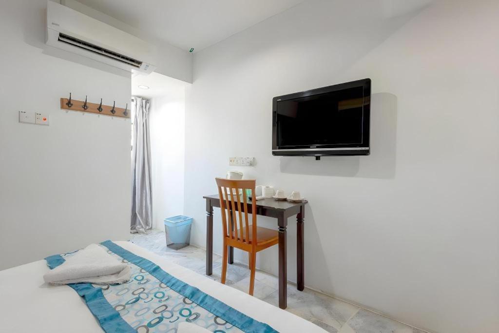 Oyo 89874 Gs Golden Star Hotel 세리 켐방안 외부 사진