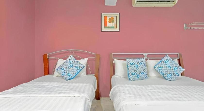Oyo 89874 Gs Golden Star Hotel 세리 켐방안 외부 사진